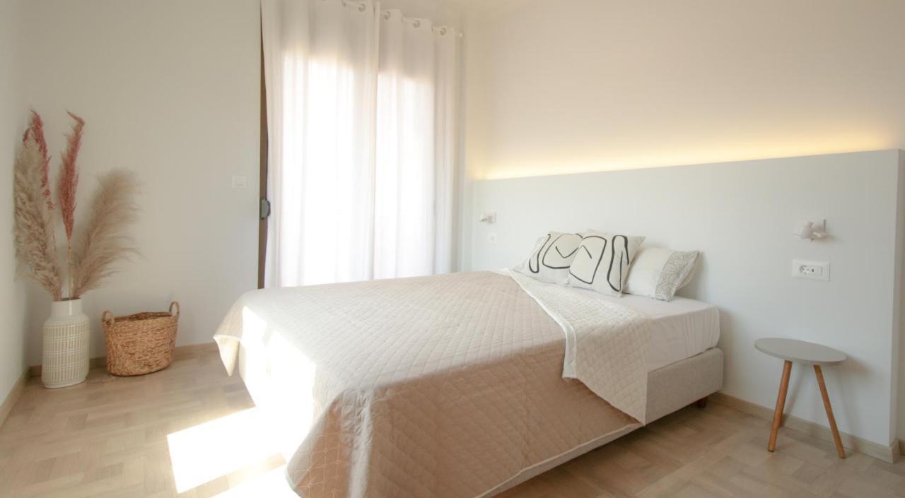 Onos - 2 Bedroom 2 Bathroom Penthouse With Terrace In Old Town Calamata Exterior foto